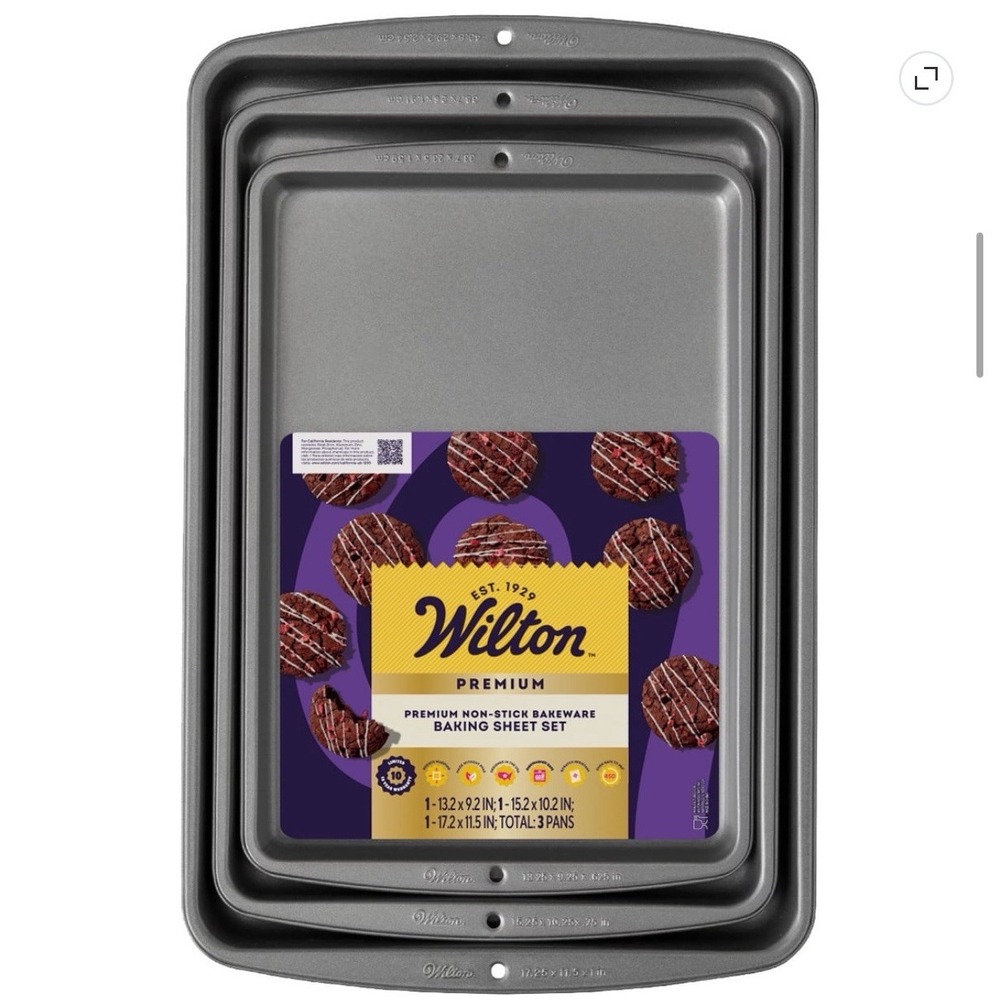 Wilton Premium Non-Stick Cookie Sheet Pan Bakeware Set 3-Piece new